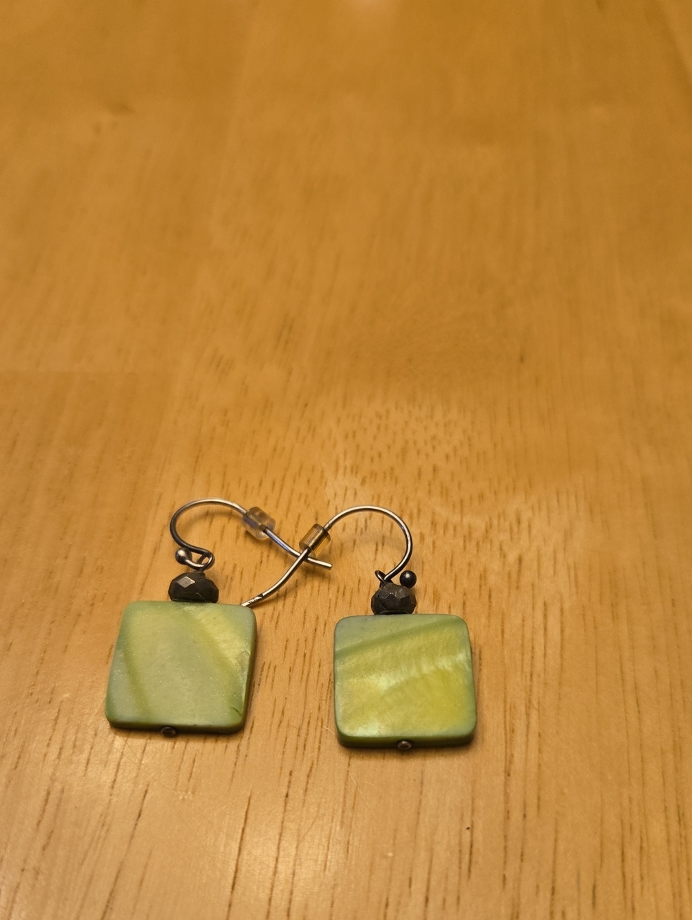 Green Square  Dangle Earrings - Unbranded